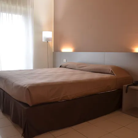 Hotel Th - Casa Leonori Assise