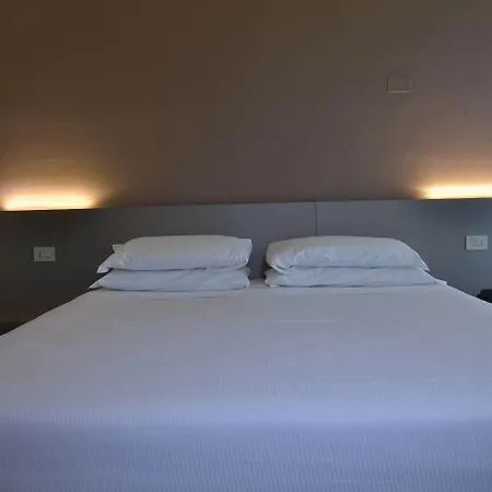 Hotel Th - Casa Leonori Assise