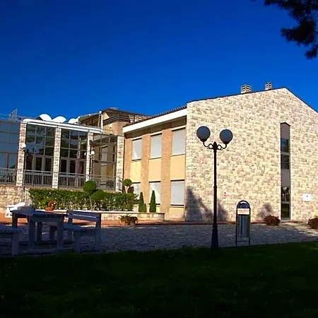 Th - Casa Leonori 3*