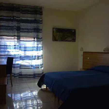 Th - Casa Leonori