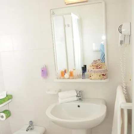 Th - Casa Leonori Отель