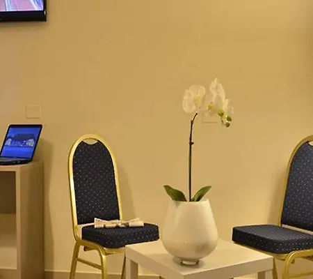 Th - Casa Leonori 3*