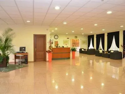 Th - Casa Leonori Ассизи