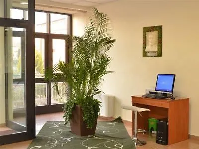 Th - Casa Leonori
