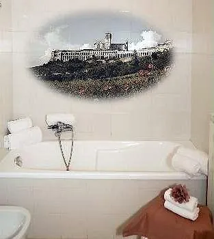 Hotel Th - Casa Leonori Assisi